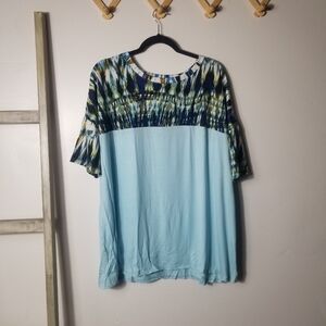 CELESTE WOMEN'S BLUE WITH TIE-DYE LOOK BLOUSE SIZE 3XL (READ FULL DESCRIPTION)